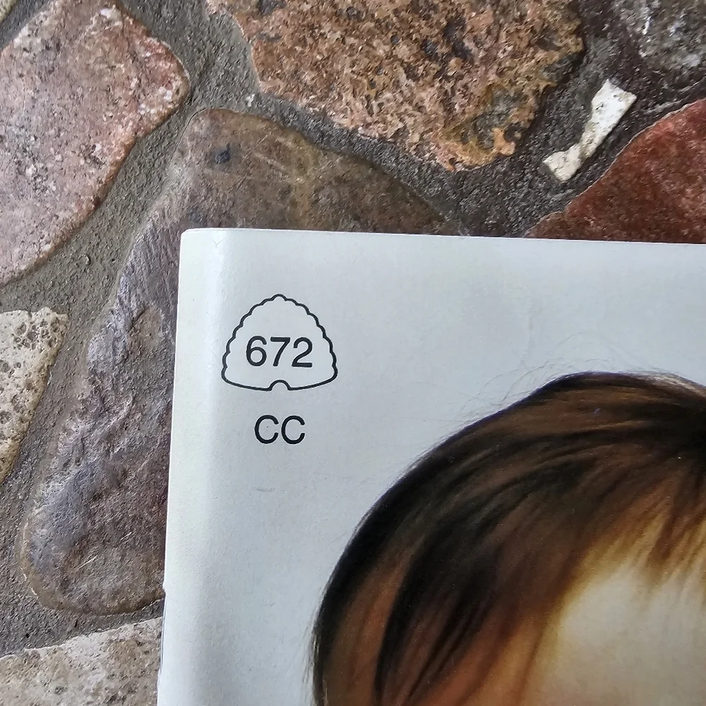 Vintage 992 Patons Baby Astra 2 Knitting Pattern Booklet 672 CC, Preowned
